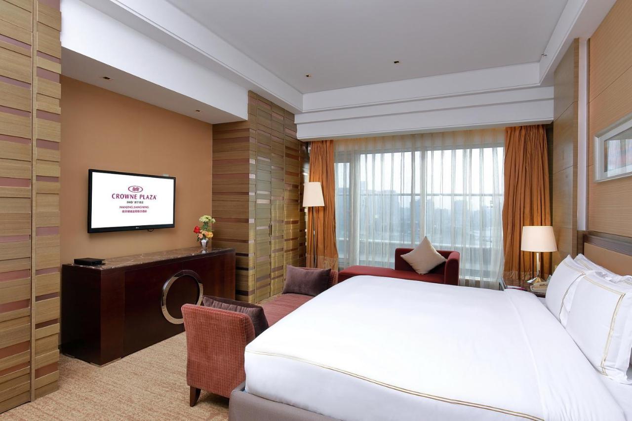 Crowne Plaza Nanjing Jiangning, an IHG Hotel Bagian luar foto