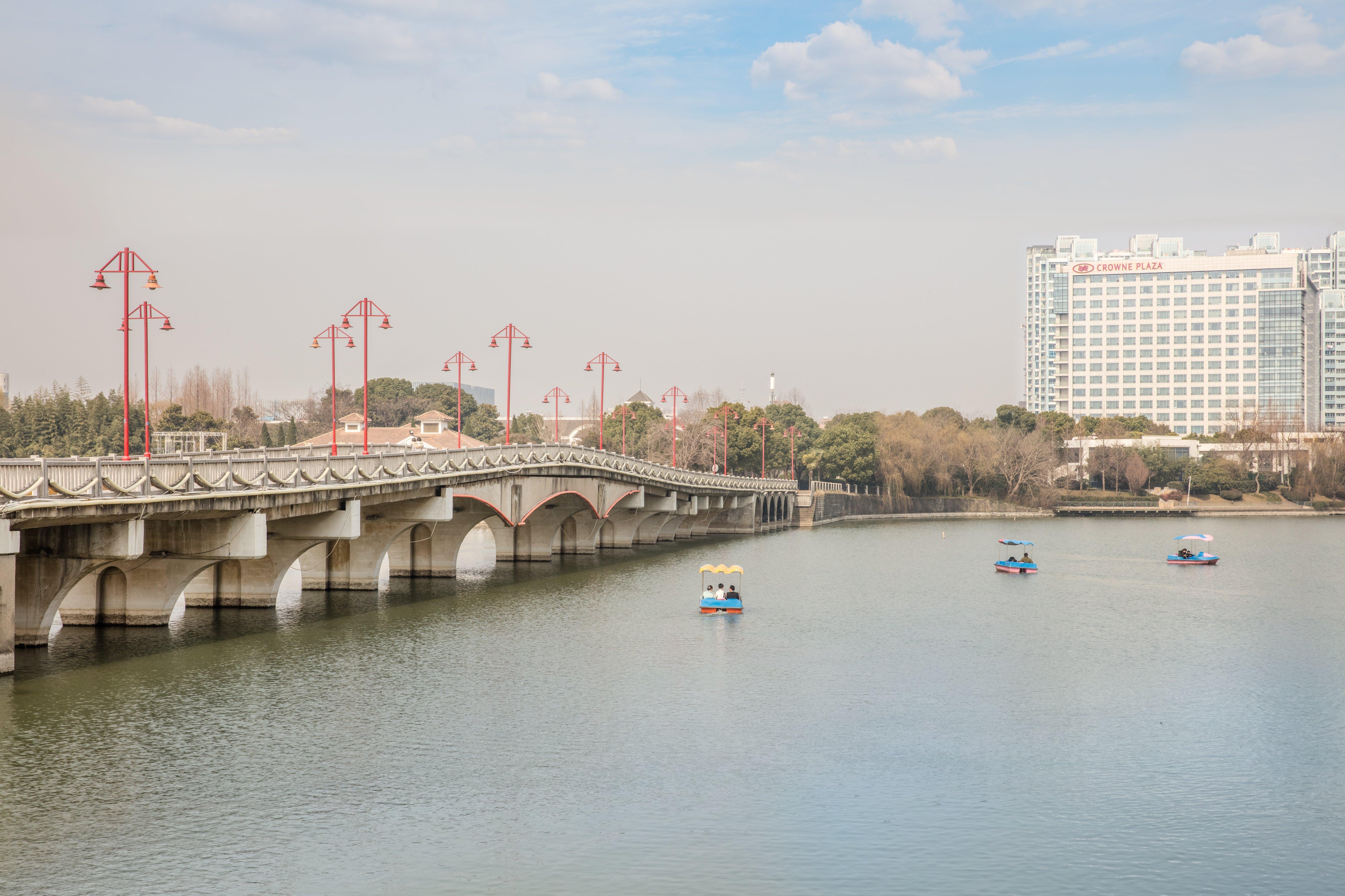 Crowne Plaza Nanjing Jiangning, an IHG Hotel Bagian luar foto