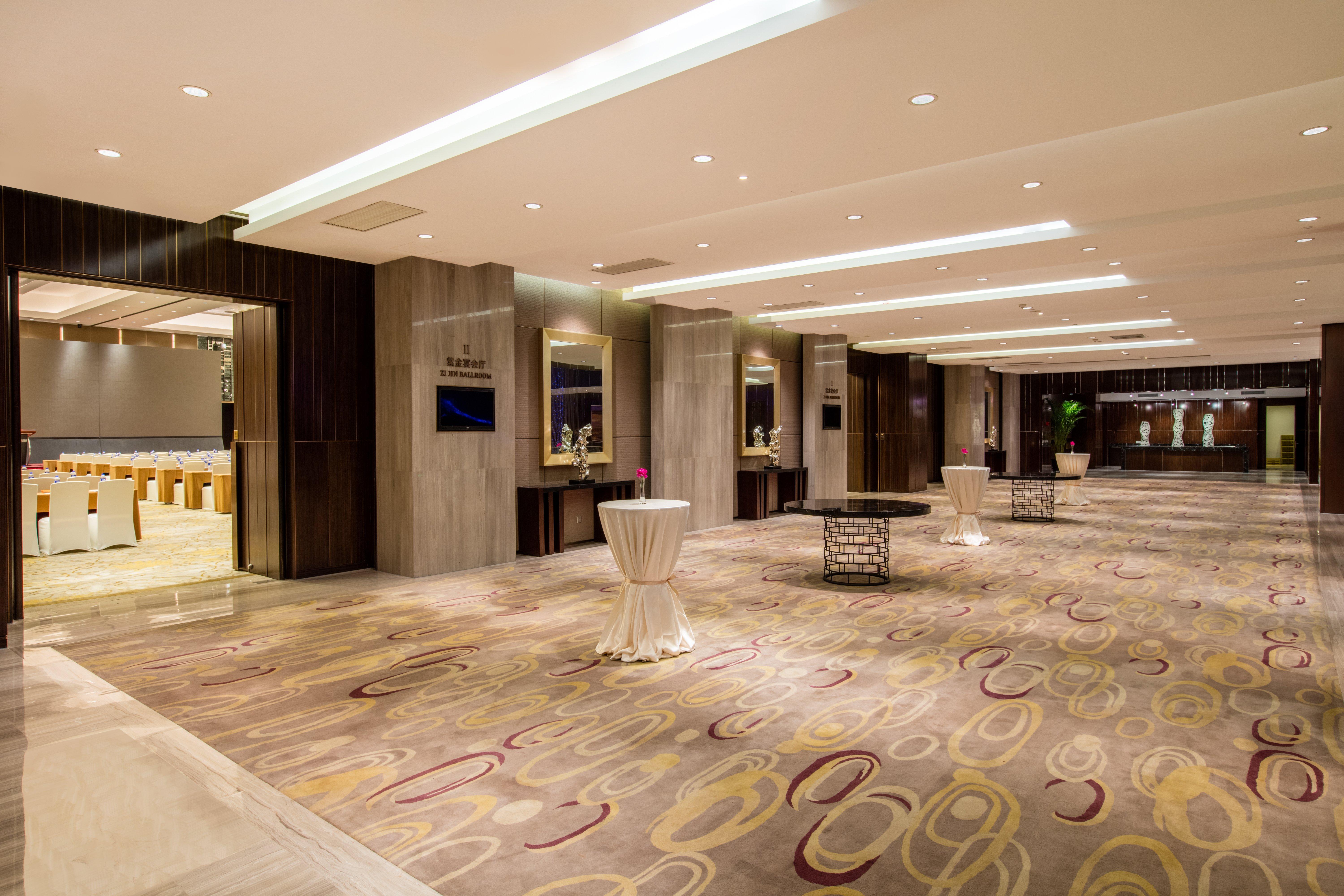 Crowne Plaza Nanjing Jiangning, an IHG Hotel Bagian luar foto