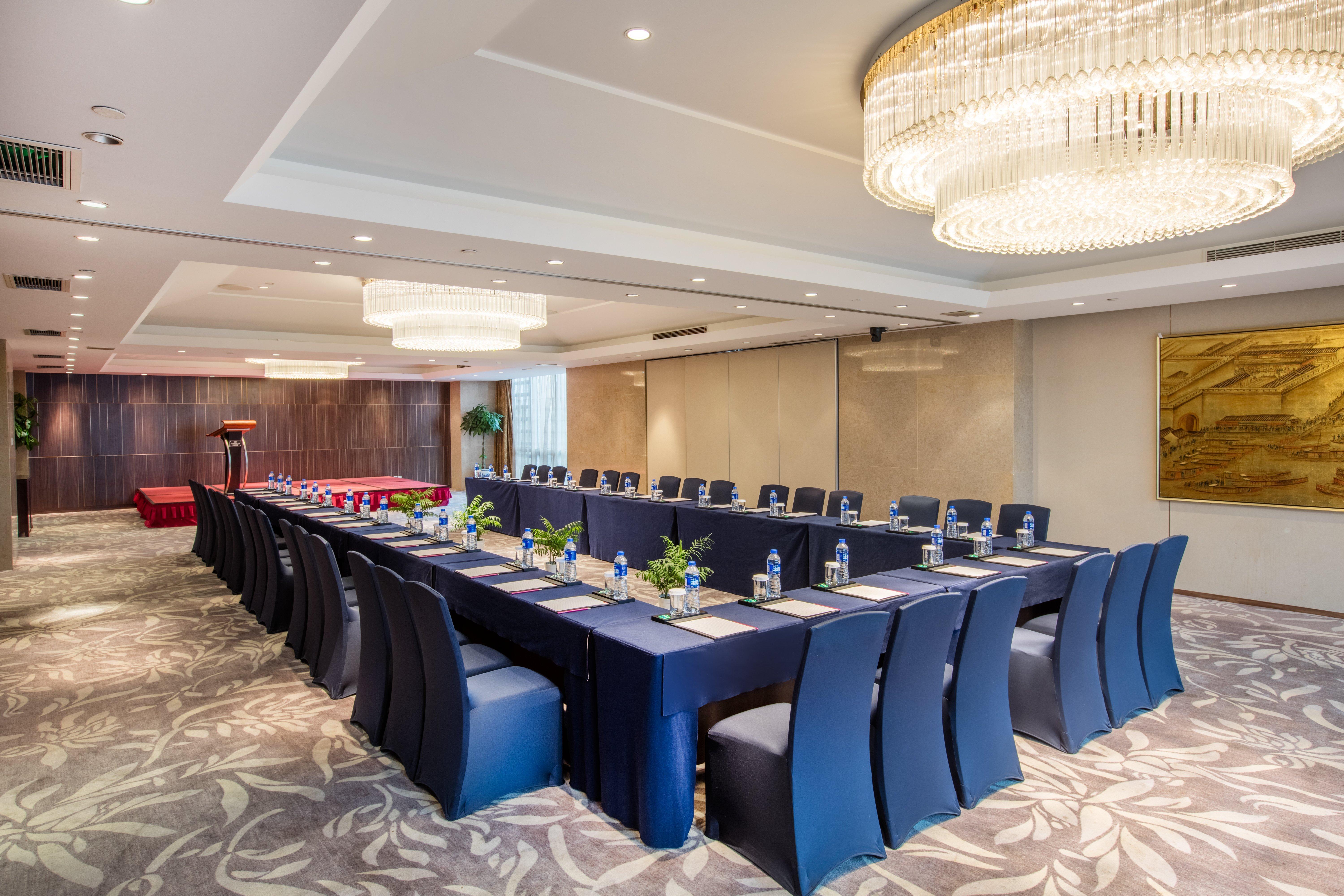 Crowne Plaza Nanjing Jiangning, an IHG Hotel Bagian luar foto