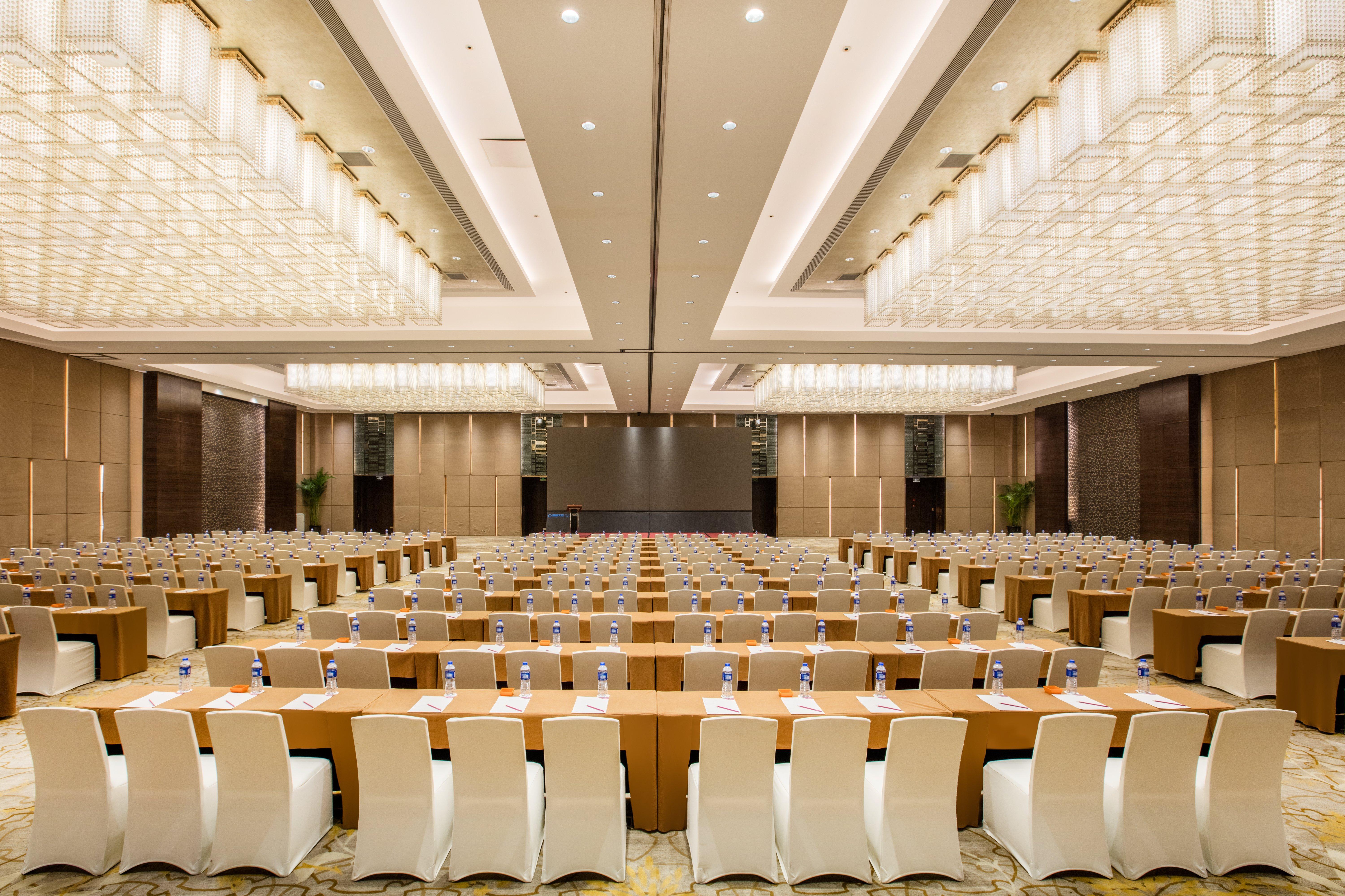 Crowne Plaza Nanjing Jiangning, an IHG Hotel Bagian luar foto