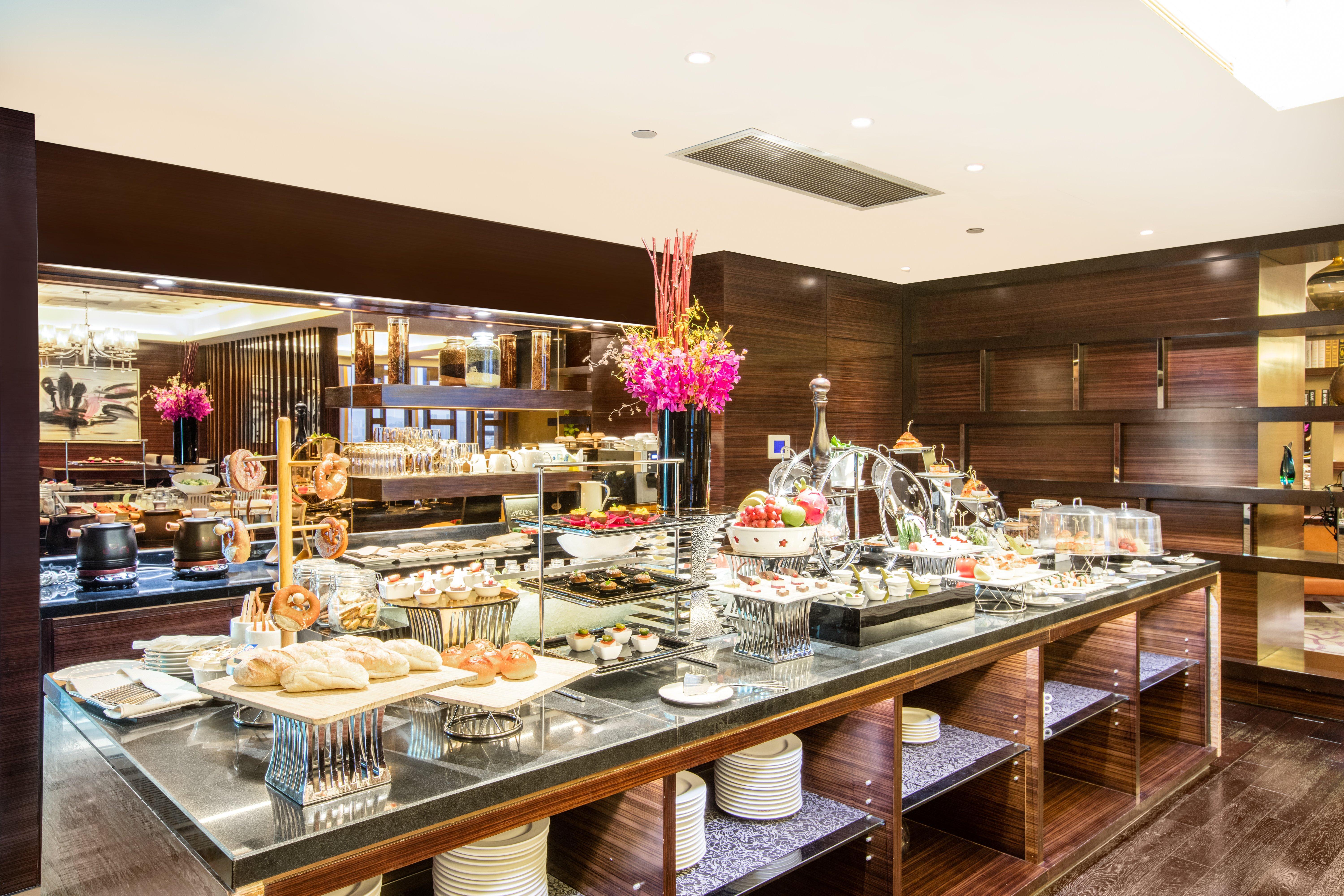 Crowne Plaza Nanjing Jiangning, an IHG Hotel Bagian luar foto