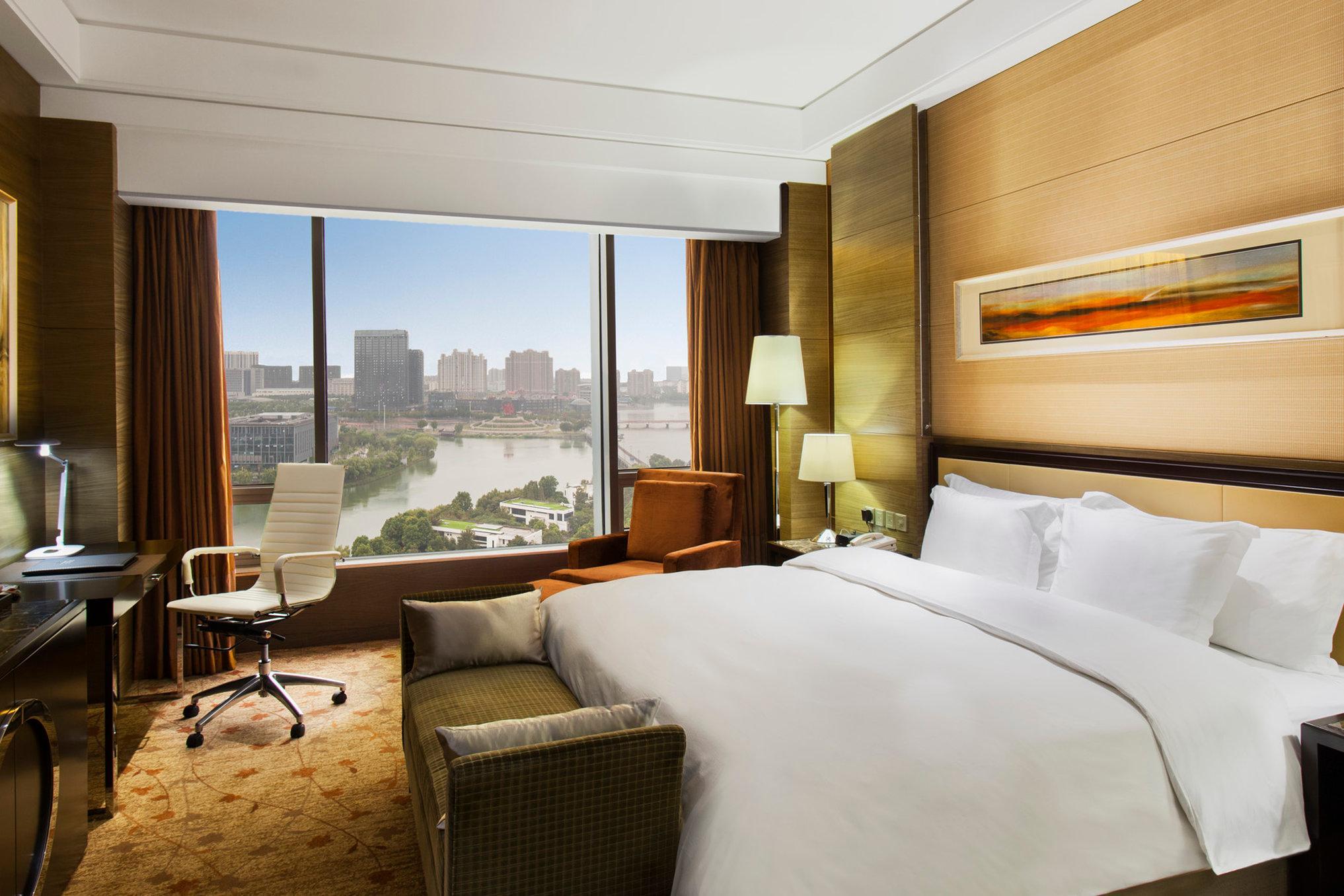 Crowne Plaza Nanjing Jiangning, an IHG Hotel Bagian luar foto